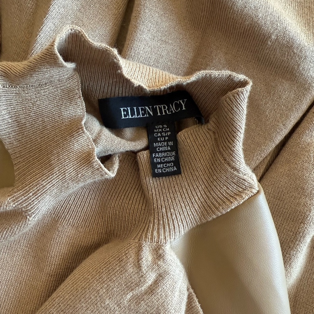 Ellen Tracy Women’s Tan Knitted short-sleeved sweater size S - Picture 5 of 6